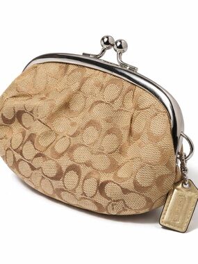 Coach Vintage Brown/Tan Kisslock Coin Purse Signature C Clasp Closure NWOT